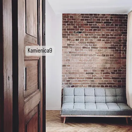 Kamienica 9 Hostel
