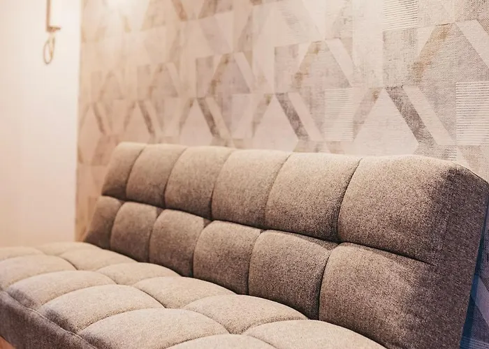 Hostel Kamienica 9 *